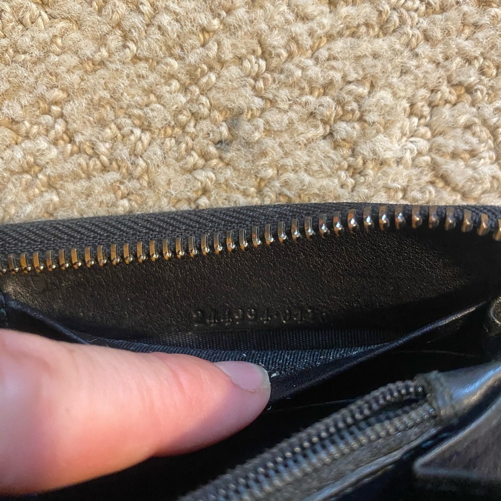 Gucci Guccissima GG logo leather Zippy long wallet black silver - Picture 9 of 10